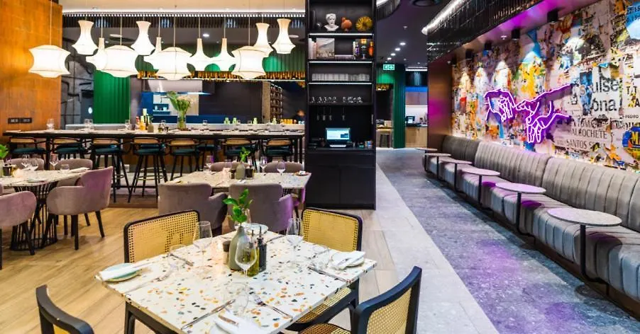 Rockerfeller Private Hotel Suites Κέιπ Τάουν